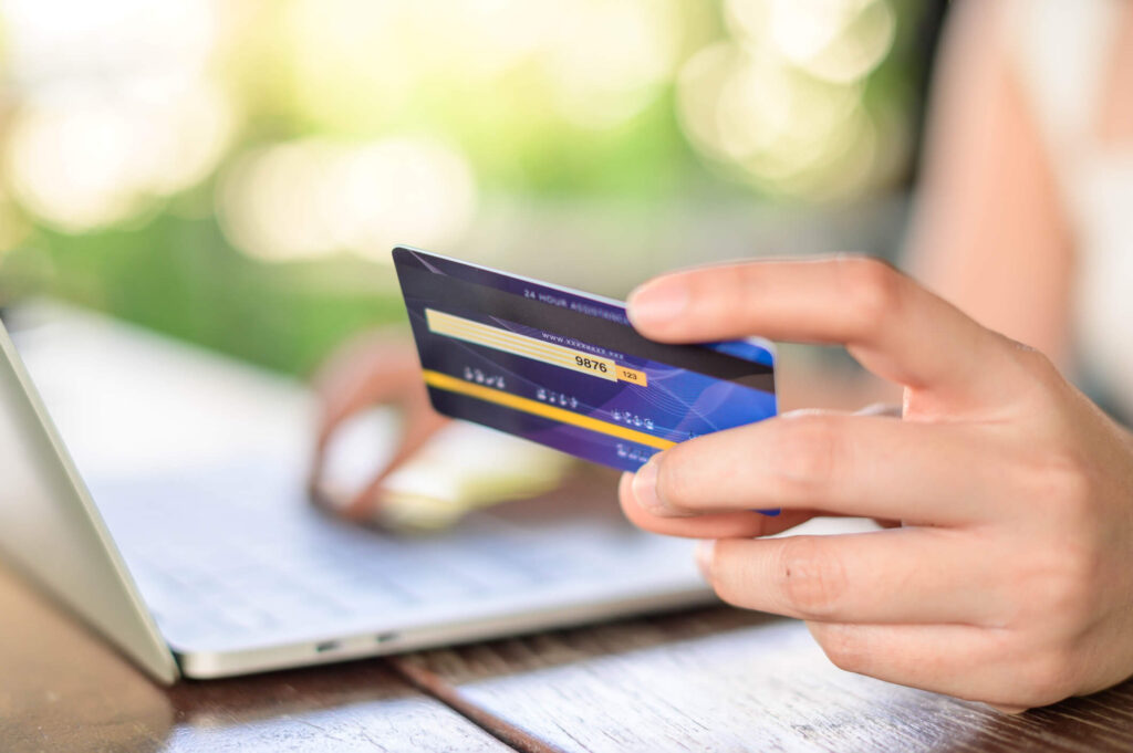 Allowing Online Rent Payments Greatly Increases On-Time Rent Collection Columbia renter paying online
