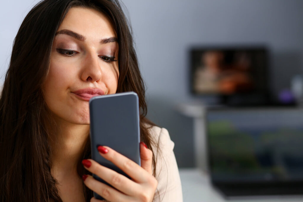Learn how to avoid complaints from your tenants Frustrated Bethesda, MD tenant waits to receive communication from landlord